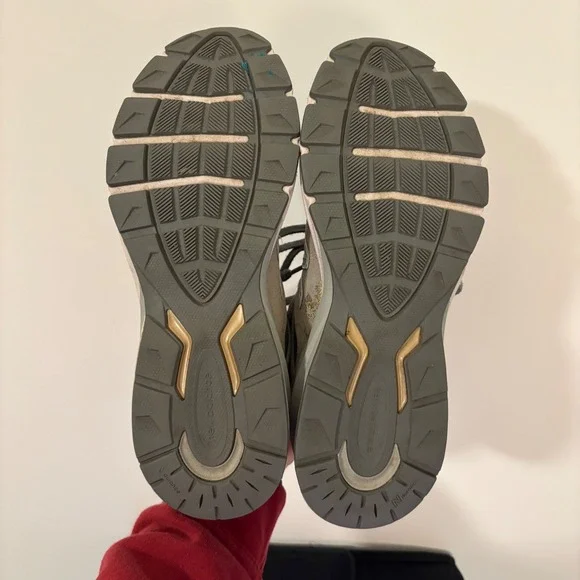 New Balance 990v5 "Moonbeam Silver" Casual Shoes Women's Size 10B W990MB5‎ - Picture 7 of 8